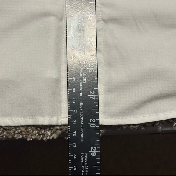 Columbia Women’s White Casual Button Down Shirt - Picture 8 of 12